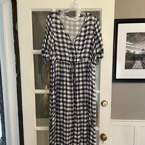 Christy Dawn Dahlia dress Med Navy/white large gingham print LIKE NEW!